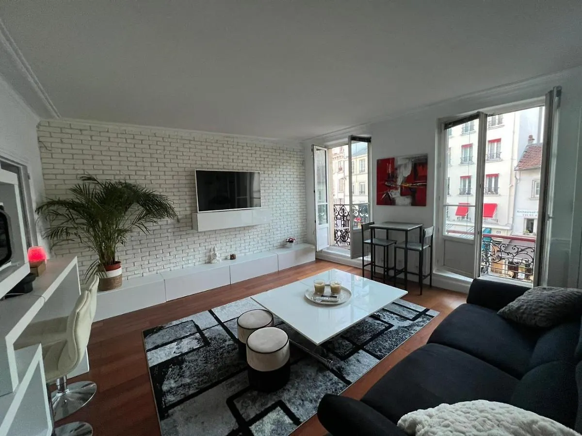 Montmartre Paris Apartment
